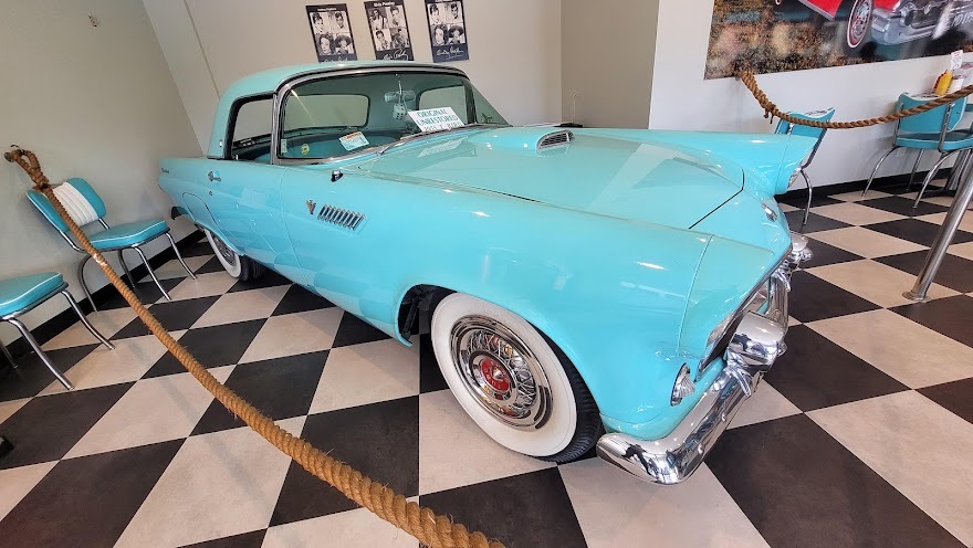 Motor museum display in Kaikōura